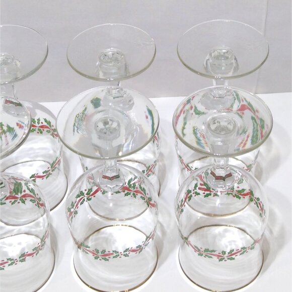 Libbey Holiday Christmas Wine Glasses w/ Gold Trim Holly Berry Design Set of 8 - Picture 9 of 15